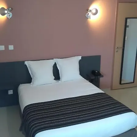 Fasthotel Le Rale Des Genets - Un Hotel Fh Collection