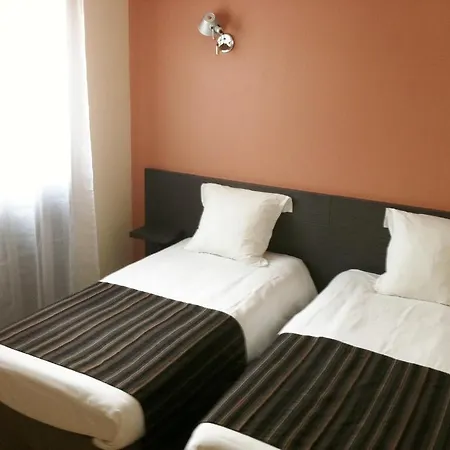 Fasthôtel Le Râle Des Genêts Hotel Dun-sur-Meuse