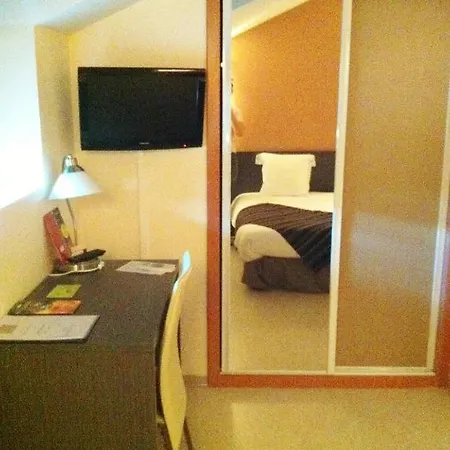 Fasthôtel Le Râle Des Genêts Hotel