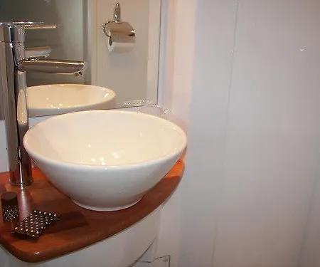 Fasthôtel Le Râle Des Genêts