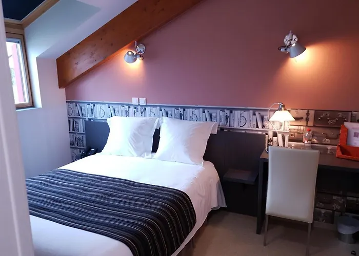 Fasthotel Le Rale Des Genets - Un Fh Collection 2*