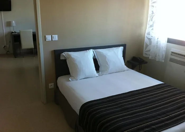 Fasthotel Le Rale Des Genets - Un Fh Collection Hotel Dun-sur-Meuse