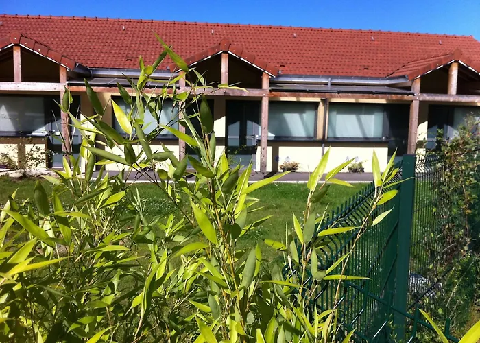 Fasthotel Le Rale Des Genets - Un Fh Collection 2* Dun-sur-Meuse