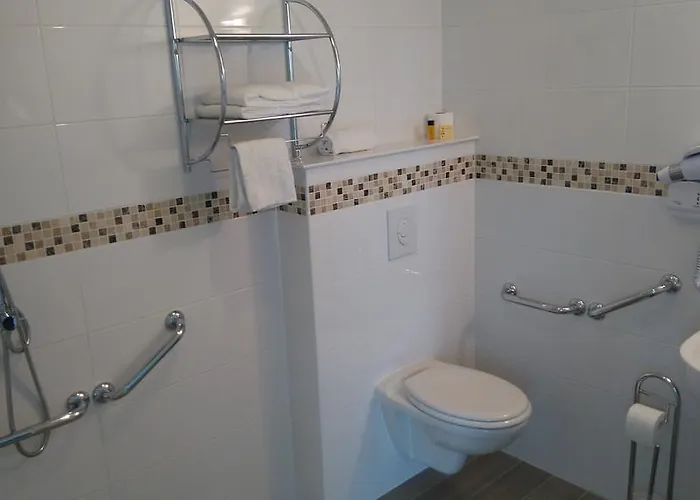 فندق Fasthotel Le Rale Des Genets - Un Fh Collection Dun-sur-Meuse