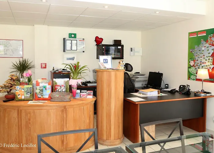 Hotel Fasthotel Le Rale Des Genets - Un Fh Collection