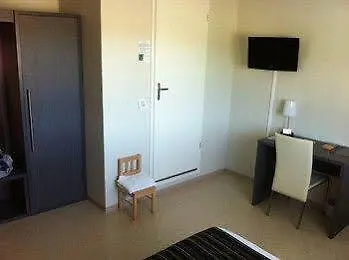 Hotel Fasthotel Le Rale Des Genets - Un Fh Collection 2*