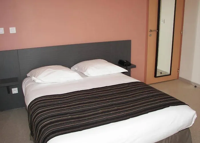 Fasthotel Le Rale Des Genets - Un Fh Collection Hotel Dun-sur-Meuse